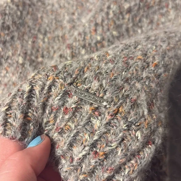 Volcom Sweater - Picture 6 of 9